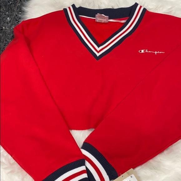 Champion
Women's Reverse Weave Cropped Sweatshirt - Picture 2 of 10